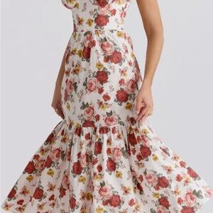 House of CB ‘Elia’ Dress (Plus Cup)